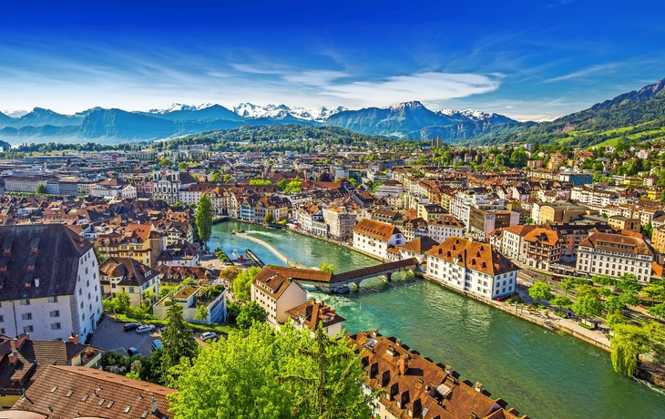 Pilatus Berg und historische Innenstadt von Luzern, Central Sw